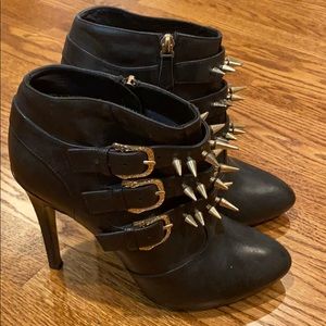 John Richmond Spiked Booties Size 40 (9.5/10)